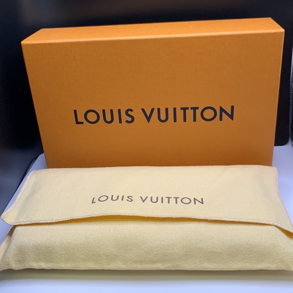 Louis Vuitton Long Zippy Wallet Epi Leather - Picture 17 of 17